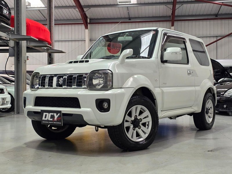 2012 Suzuki Jimny - 2 2012 Suzuki Jimny - 2