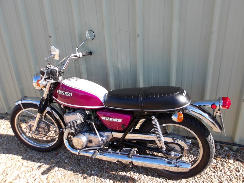 1971 Suzuki T 500 - 2 1971 Suzuki T 500 - 2