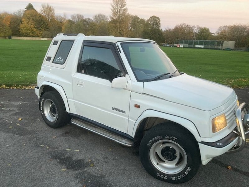 SUZUKI VITARA 1.6 16v JLX SE FATBOY-OG WHITE-FULL MOT 1996