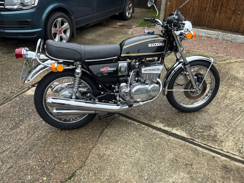 1976 Suzuki GT 380