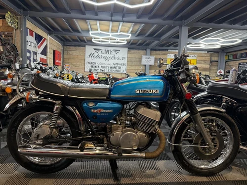 1976 Suzuki GT500 classic two stroke For Sale