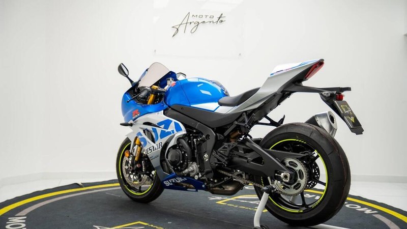 2020 Suzuki GSX R 1000R - 2 2020 Suzuki GSX R 1000R - 2