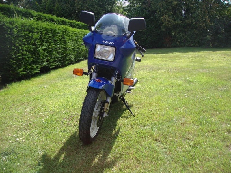 1987 Suzuki RG 250 - 2 1987 Suzuki RG 250 - 2