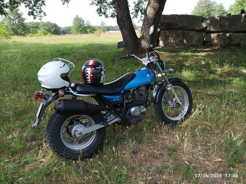 2004 Suzuki RV 125 - 1 2004 Suzuki RV 125 - 1