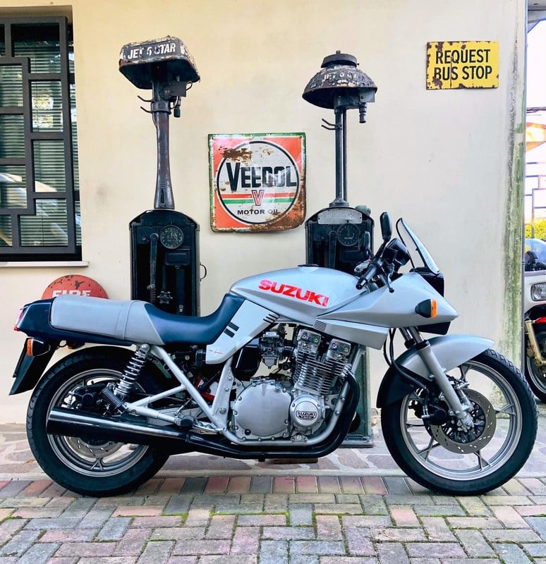 1983 Suzuki Katana 1100 - 1 1983 Suzuki Katana 1100 - 1