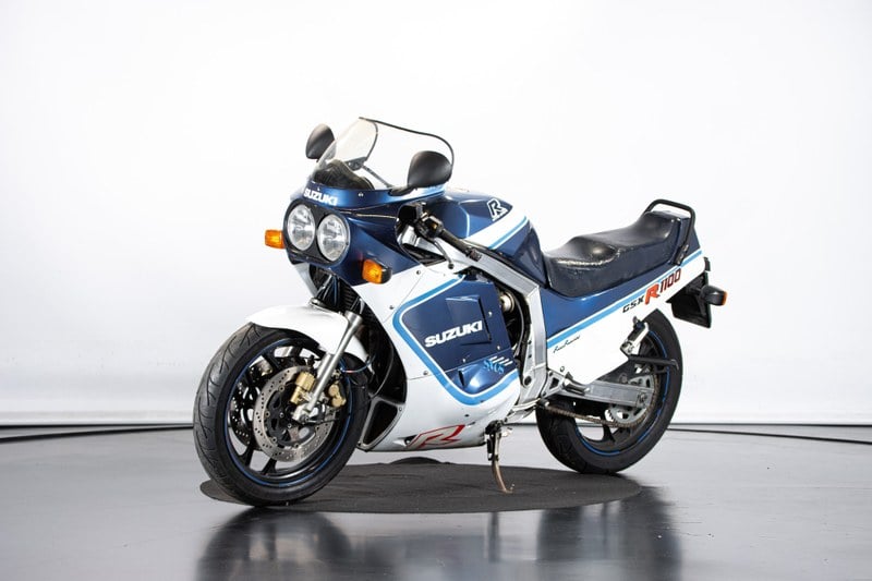 1987 Suzuki GSX R 1100 - 2 1987 Suzuki GSX R 1100 - 2