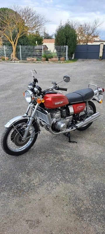 1974 Suzuki GT 750 - 2 1974 Suzuki GT 750 - 2