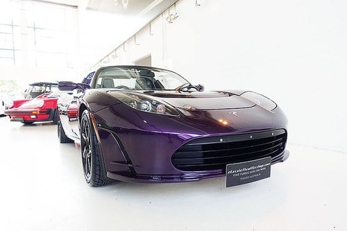 2011 The world’s first electric supercar - the Tesla Roadster VERKAUFT
