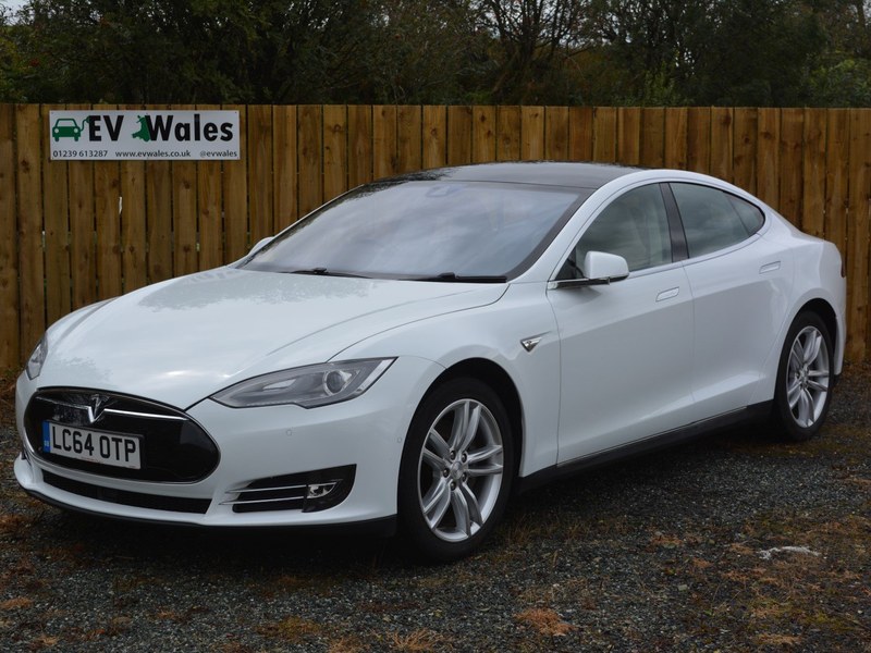 TESLA MODEL S 60KWH - AutoPilot - Cream Interior