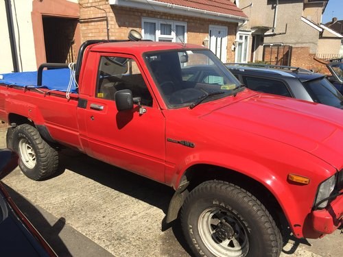 1980 Toyota HILUX PICKUP, OWNED 25 YEARS, **STARTS In vendita