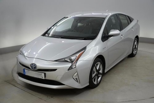 2016 Toyota Prius Business Edition Plus In vendita