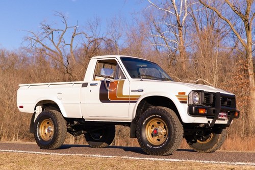 1981 Toyota 4×4 HiLux Truck SR5 = Full Restored  $55.9k In vendita