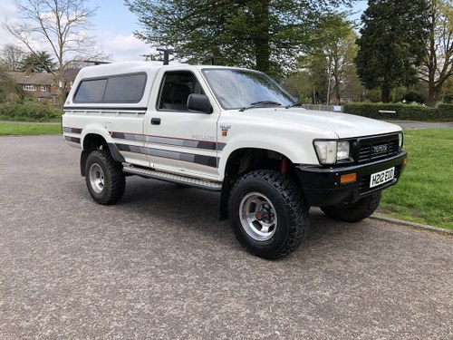 1990 Toyota Hilux 2.4 D 4x4 MANY EXTRAS For Sale