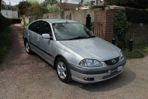 2001 Superb Toyota Avensis MkI Automatic With Only 53k Miles VENDUTO
