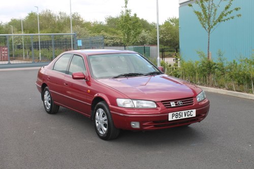 1997 P TOYOTA CAMRY 2.2I ONLY 21,000 MILES! In vendita