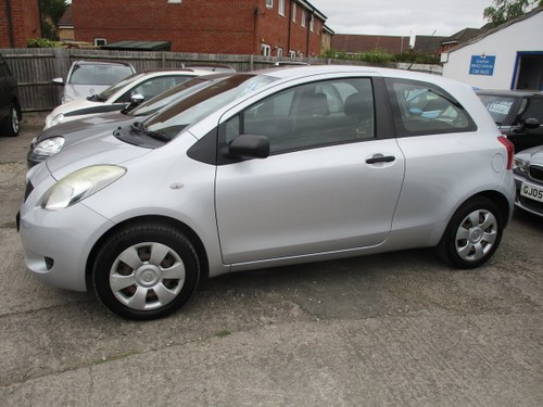 2600 50,000 MILES ONLY ON THIS SMART 1LTR YARIS 3 DOOR 2020 MOT For Sale