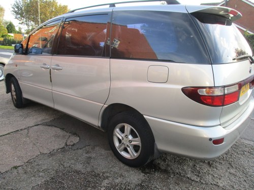 2002 DIESEL SUV 8 SEAT WITH TWIN SLIDING SIDE DOORS LONG MOT In vendita