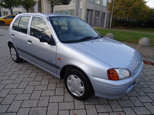 1999 Starlet 1.3 solida auto ++ just 4k miles from new! For Sale