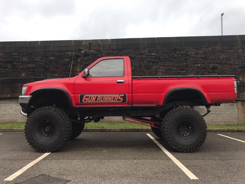 1990 TOYOTA HILUX V8 MONSTER TRUCK PROM NIGHT £6995 ONO PX BIKES For Sale