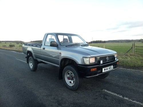 1995 Toyota Hilux Mk3, genuine mileage, recently restor For Sale