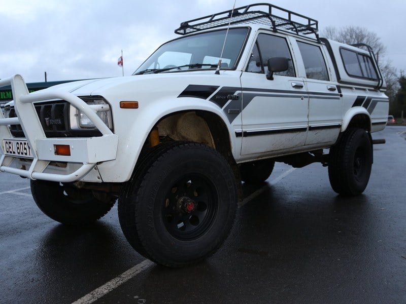 Toyota HiLux ln46 Doublecab pickup turbo diesel Taxex (soon)