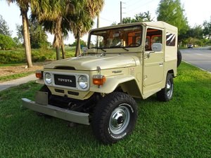 1982 Toyota FJ40 Land Cruiser  For Sale by Auction