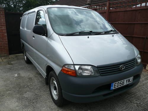 2006 TOYOTA HIACE VAN SWB 06 SOLD