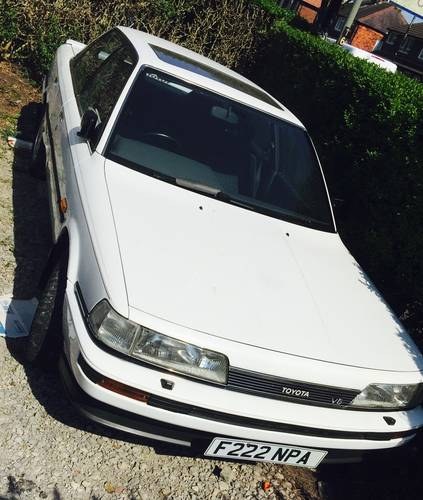 Toyota Camry 87 to 91 spares or repairs In vendita