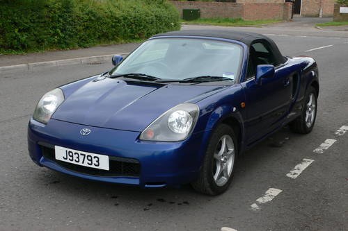 2000 http://www.dvca.co.uk/vehicles-for-auction-view.php?classic- In vendita all'asta