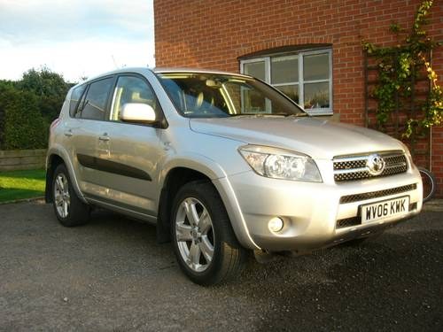 2006 RAV4 T180 2.2D4D with Protection Pack For Sale