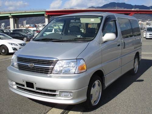 1999 Toyota Granvia (possible camper conversion) In vendita