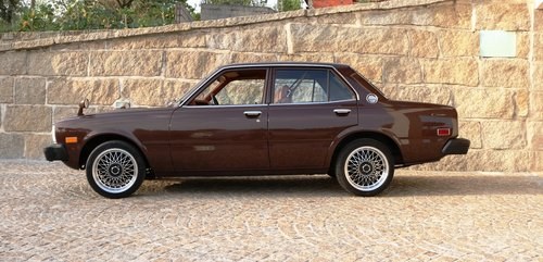 1976 Toyota Corona RT105 2.2L In vendita