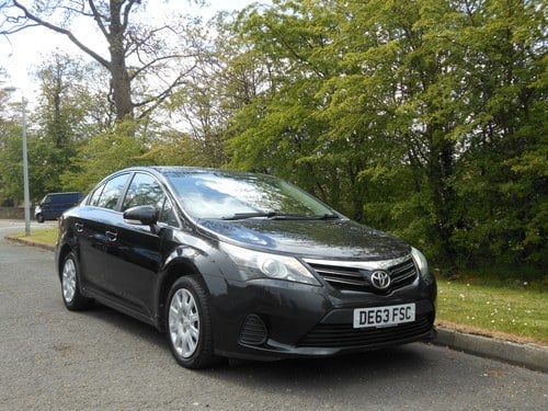 2013 Toyota Avensis 2.0 D4-D Active 4DR Saloon 1 Former +FSH SOLD
