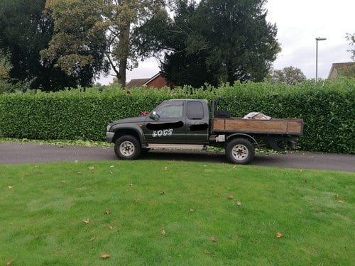 1999 Toyota hilux mk4 extra cab tipper. Automatic import For Sale