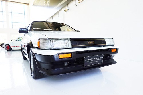 1984 Impossible to find unmodified, very original car, low kms SOLD