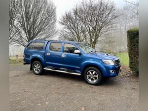 2015 Island blue! Toyota hilux invincible x! 3.0/auto/71k! For Sale (picture 1 of 12)