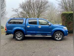 2015 Island blue! Toyota hilux invincible x! 3.0/auto/71k! For Sale (picture 3 of 12)