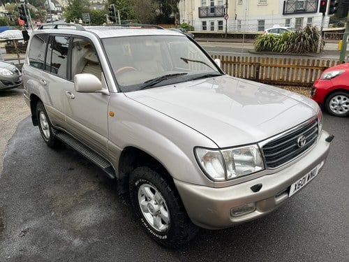 2000 /X Toyota Land Cruiser 4.7i V8 VX Limited, 7 Seater, PEX A vendre
