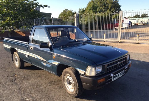 1997 Toyota Hilux 2WD 2.4D single cab one owner from new For Sale
