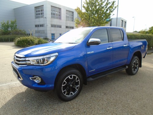 2019 Toyota Hilux INVINCIBLE 4WD For Sale