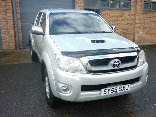 2009 Toyota hilux 3.0d turbo diesel 4x4 invincible low mileage - Kaufen Bei
