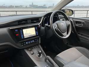 1399 Toyota Auris Hybrid 1.8 VVTi-h Excel CVT Euro 6 ULEZ Exempt For Sale (picture 7 of 12)