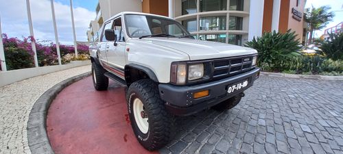 Picture of 1985 Toyota Hilux  ( YN65 ) 2.0 Petrol  56.145 Kms (35.090 M - For Sale