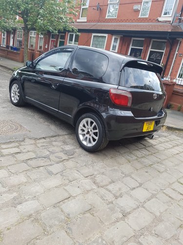 2001 Toyota Yaris Sr