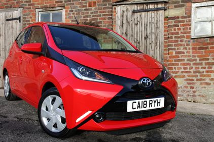 Picture of 2018'18 Toyota AYGO 1.0 VVT-i x-play Euro 6 5dr FSH - For Sale