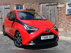 2019'69 Toyota AYGO 1.0 VVT-i x-trend 5dr FTSH & CarPlay For Sale (picture 1 of 1)