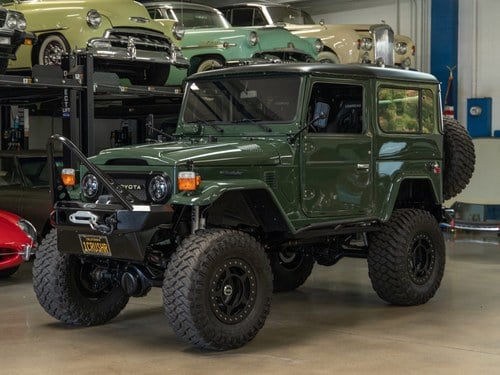 1969 Toyota Landcruiser FJ40 Custom V8 VERKAUFT
