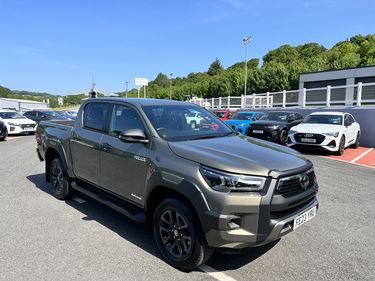 2023 TOYOTA HI-LUX 2.8 INVINCIBLE X in Stock delivery miles