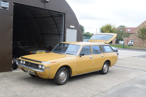 1972 TOYOTA CROWN CUSTOM 7-SEATER. SO RARE & JUST WOW! SOLD