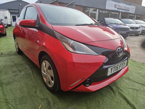 TOYOTA AYGO 1.0 VVT-I X-PLAY 5DR MANUAL RED 2015 SOLD